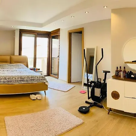 Apartment Konaklar Bolgesinde Denize Yakin Luks Dublex Daire Antalya