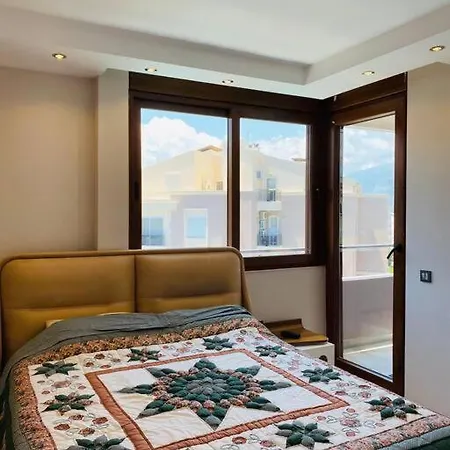 Konaklar Bolgesinde Denize Yakin Luks Dublex Daire Apartment *