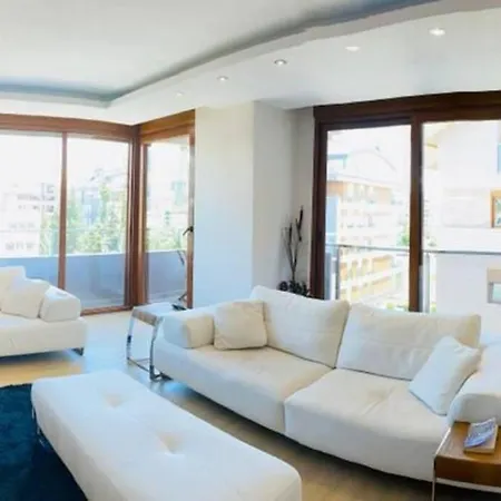 Konaklar Bolgesinde Denize Yakin Luks Dublex Daire 아파트 *